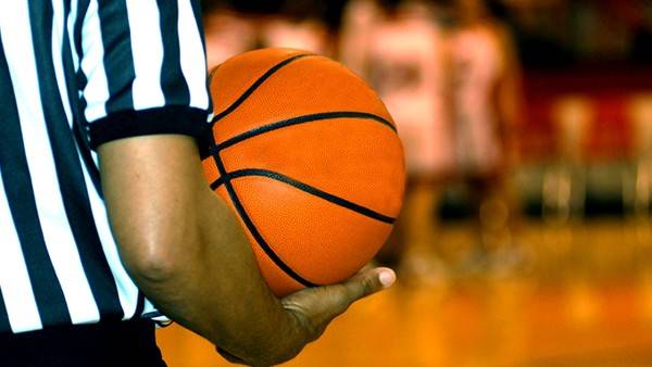 善德堂丨彭伟丽医生：跪姿踢腿瑜伽怎么做？如何达到更佳的瘦腿效果？