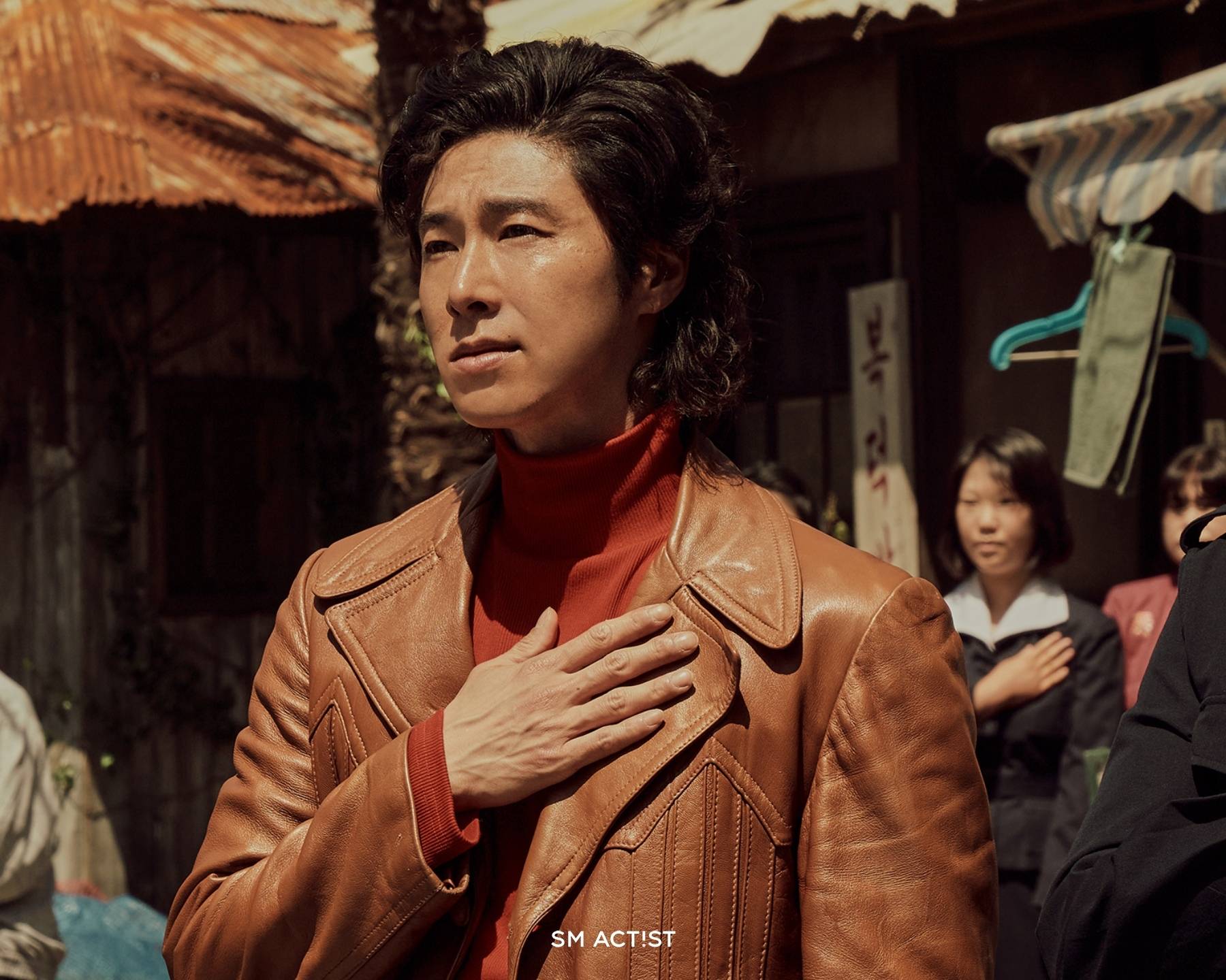 瑜卤允浩出演Disney+原创剧集《Low Life》！打破框架大胆变身木浦混混