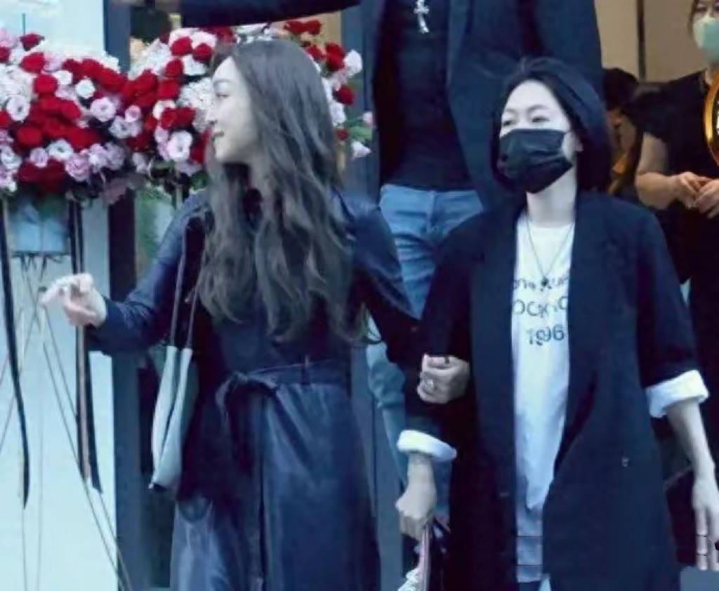 原创            小S终于“动手”？吴姗儒踩刘宇宁头像被炮轰，吴宗宪把球踢回去