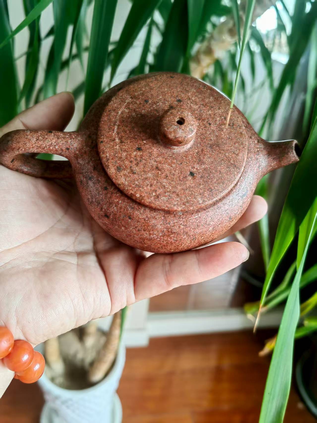 稀世珍宝：朱砂陨石茶壶全解析