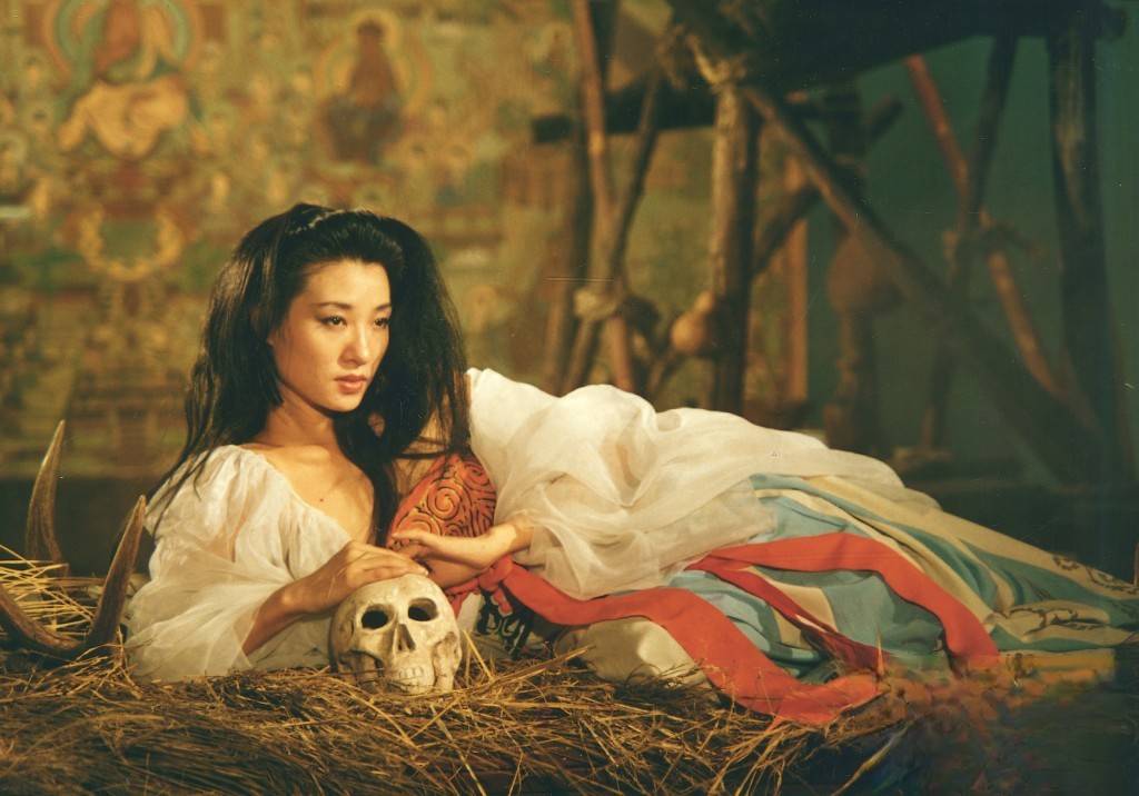 原创            63岁香港女星罕露面！曾出全裸写真受尽情伤，婚后移美患躁郁症