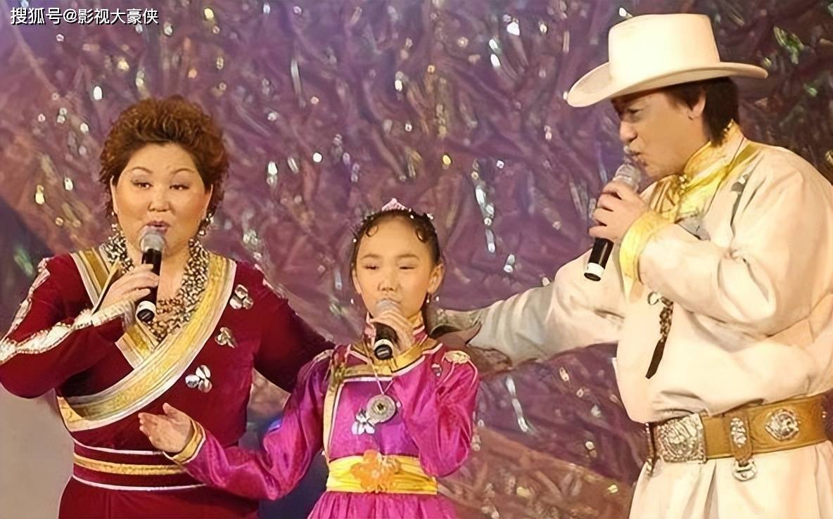 原创            吉祥三宝：父亲已去世，亲生女儿远嫁韩国生子，母亲孤独一人