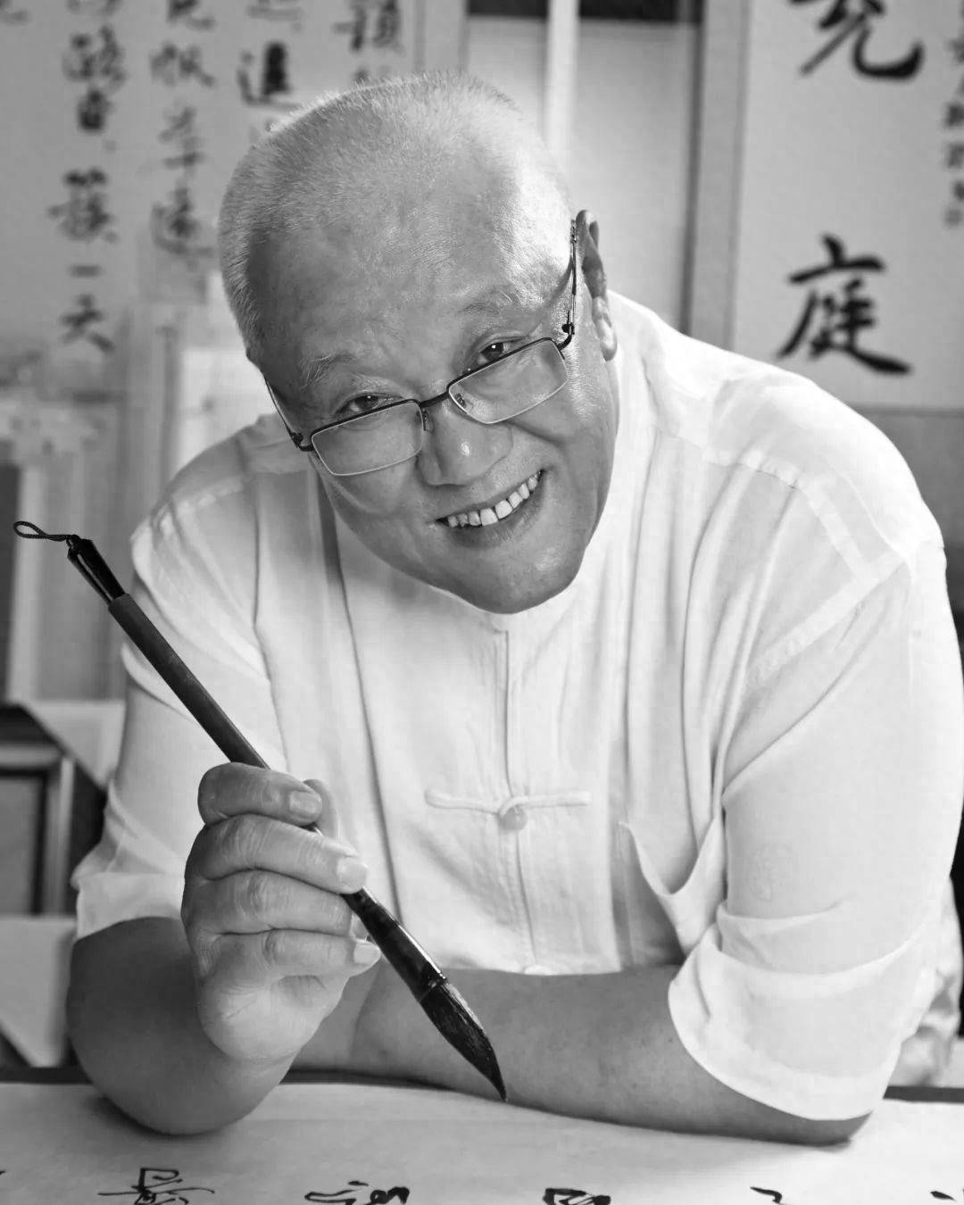 著名书法家、出版家杨再春先生逝世