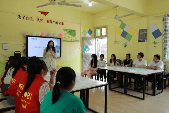 新田：绘画疗愈赋能校园心理健康