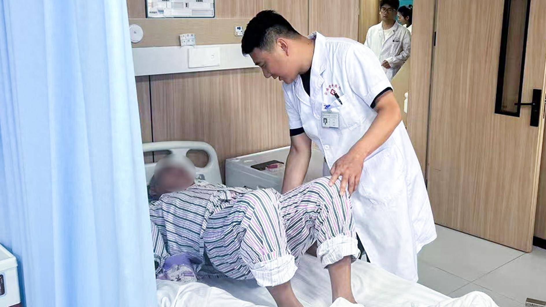 《骨子里的爱》系列报道第137期丨腰痛不能“忍”，科学精准治疗是关键