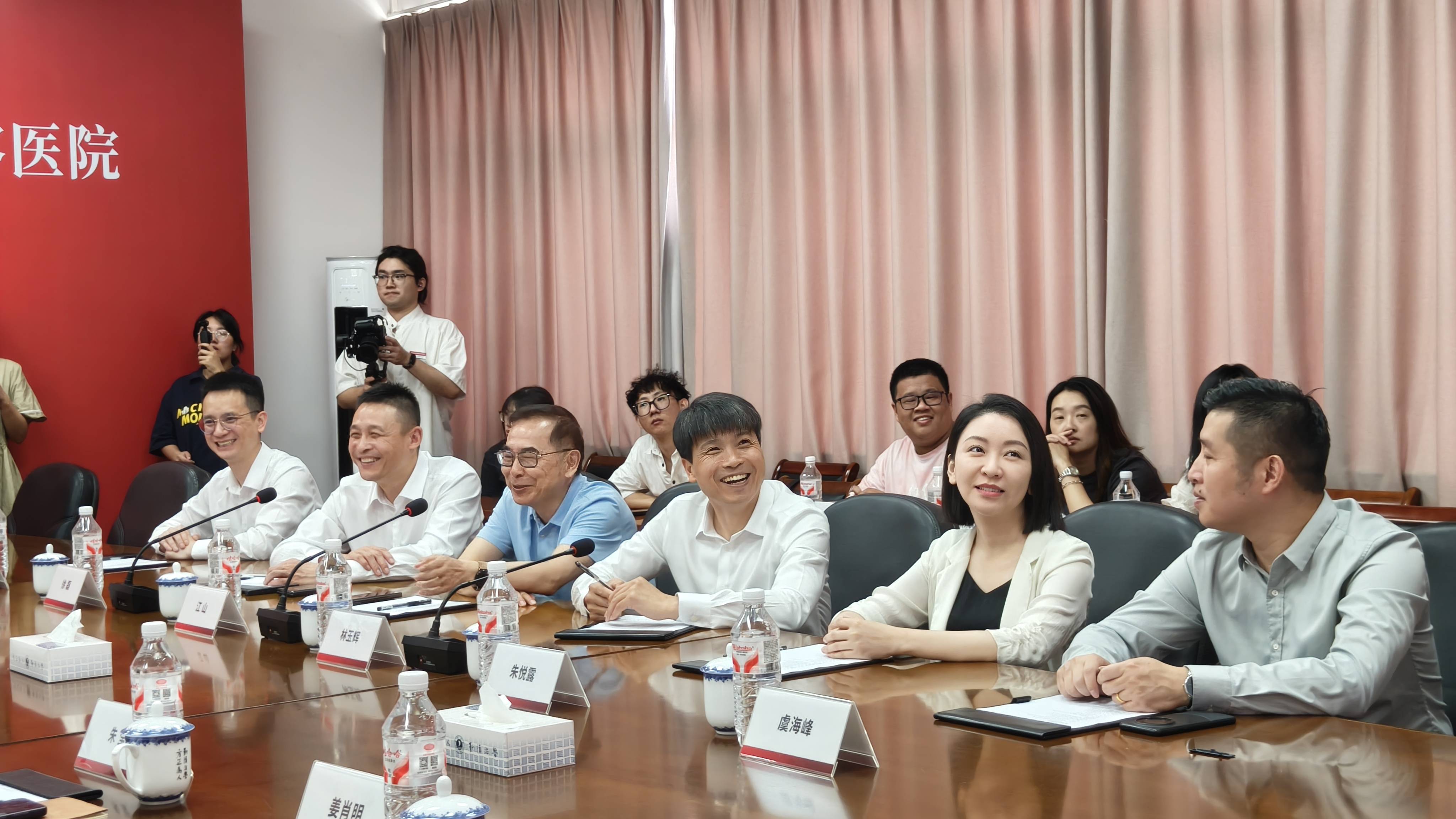 从三维扫描到无菌种植：揭秘嘉兴大学教学医院的“硬核科技”底气