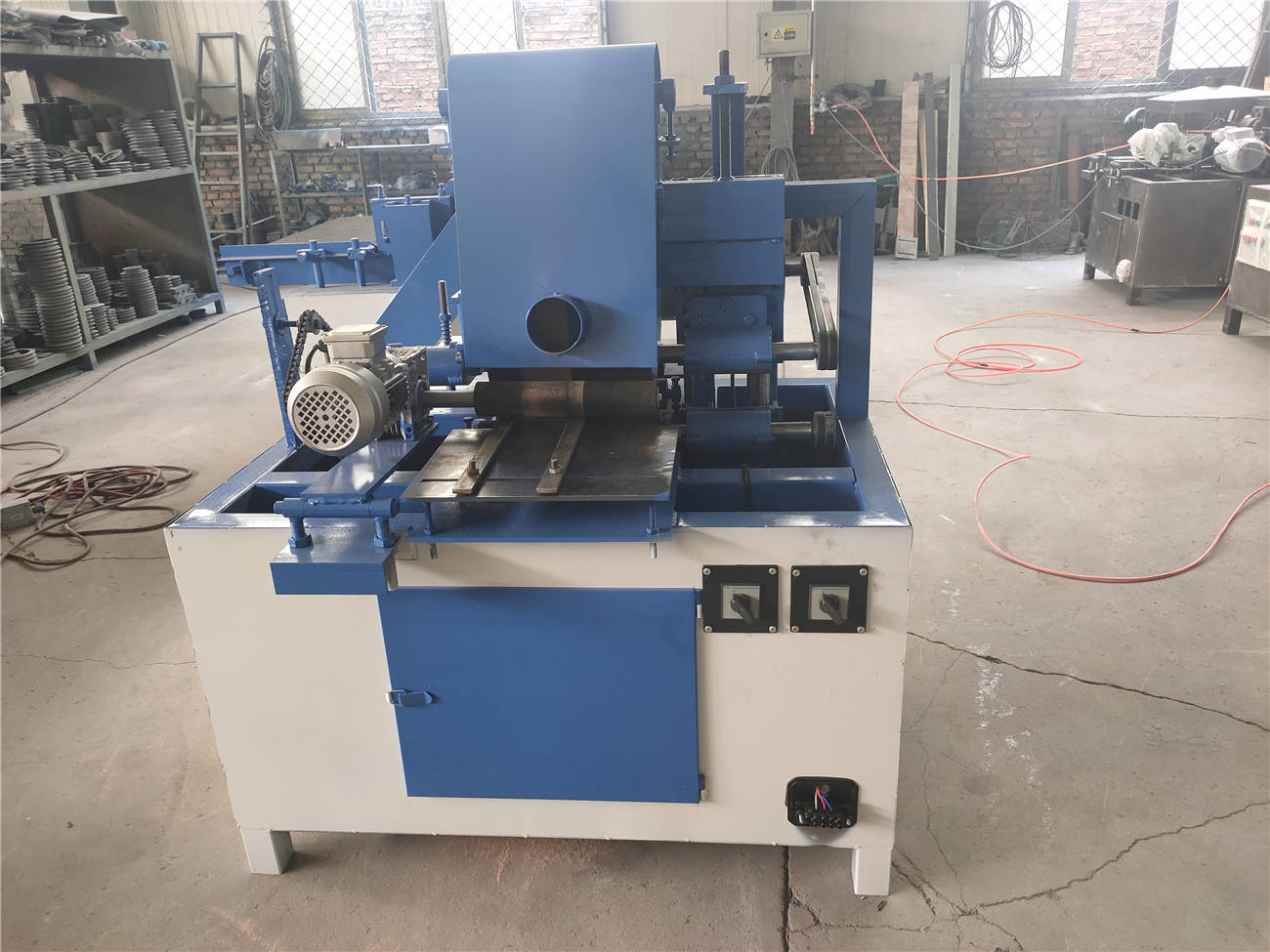 木工全自动抛光机 立式打磨机：木工智能制造的“抛光利器”