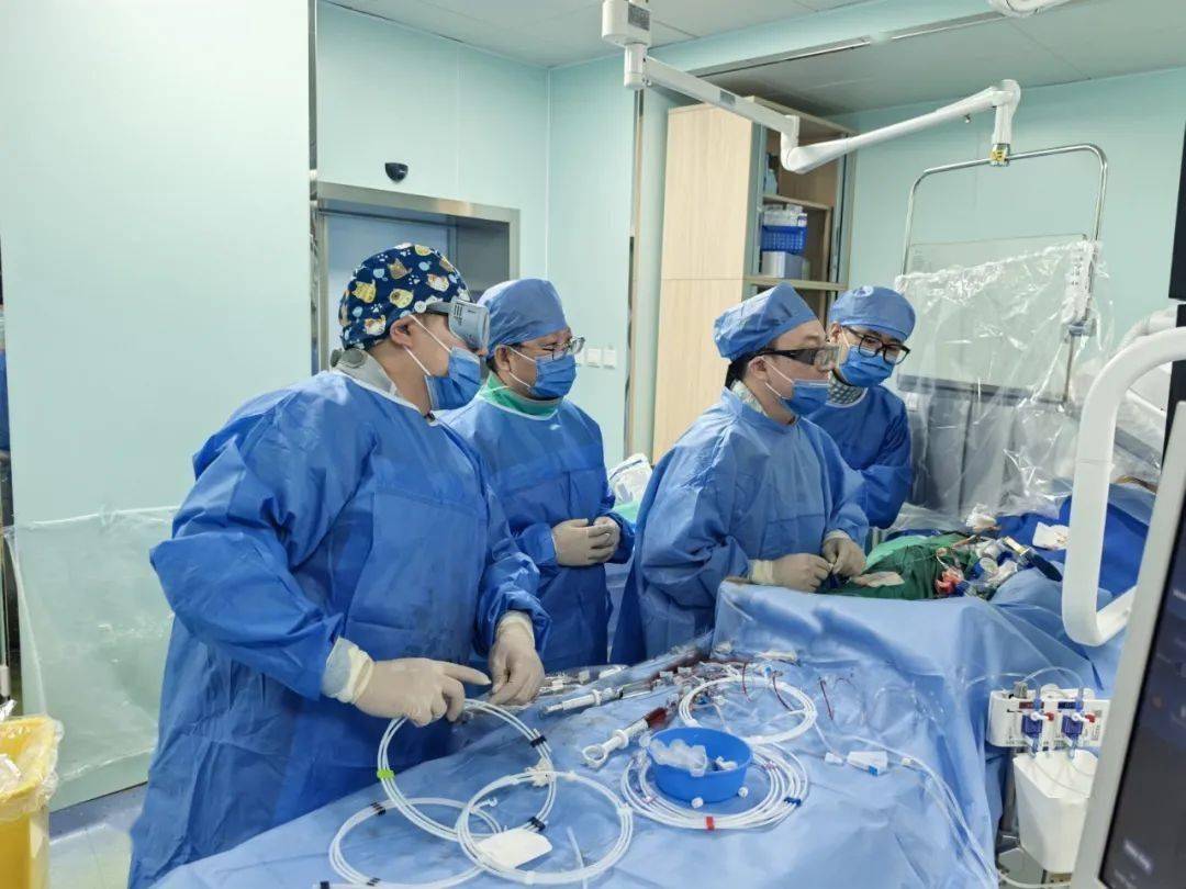 【朝医新闻】医院成功举办2025年第二期复杂冠心病介入培训班