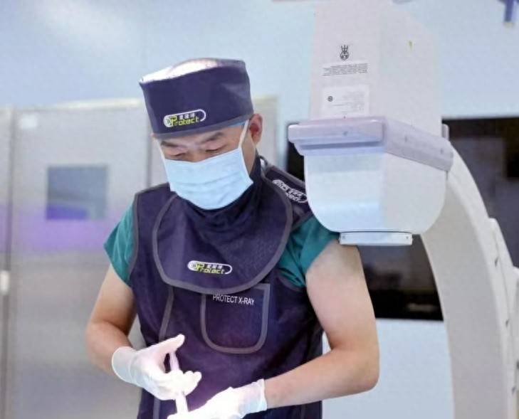 什么？头晕手麻，脚踩棉花，竟是“颈椎病”作祟！