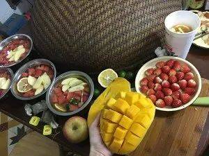 爱吃水果的注意啦！这样吃水果，湿气越吃越重