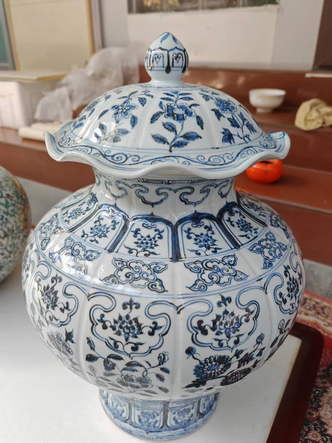 青花瓜棱盖罐鉴赏与收藏价值分析