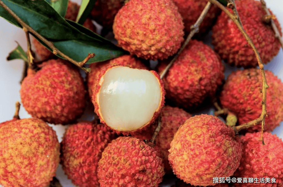 原创            荔枝香甜好吃，但它也有死敌，提醒：二者万不可同吃，别没病找病！