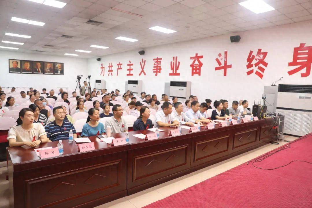 “防艾专家进企业”活动走进南街村