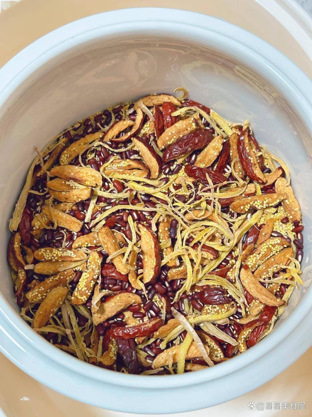 原创            虚胖湿气重？红枣姜米茶真的太顶了！