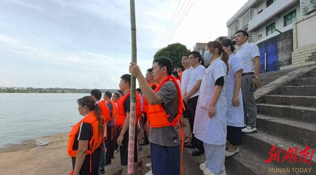 祁东县河洲镇卫生院：防溺水心肺复苏应急演练