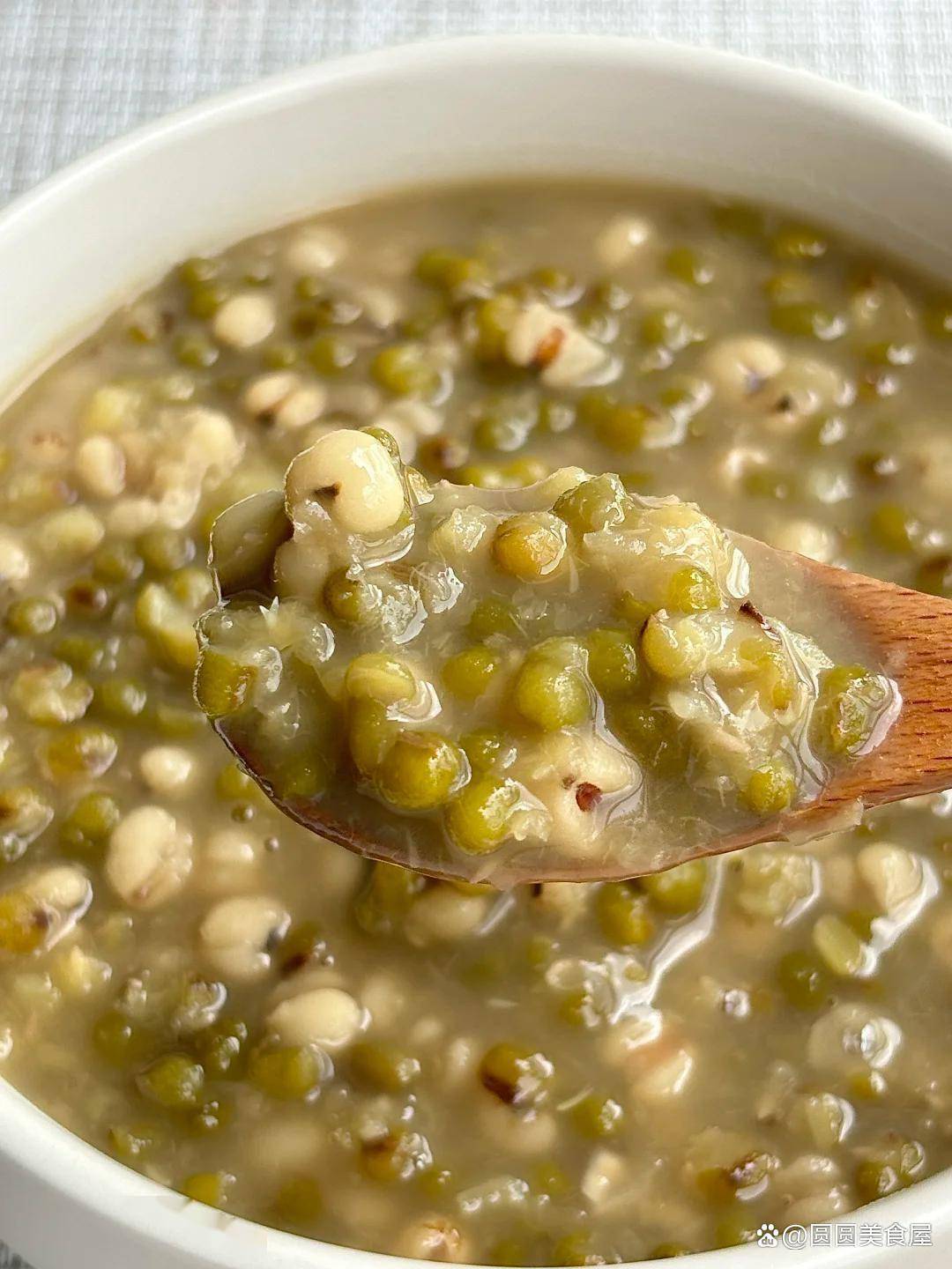 原创            湿热体质如何祛湿？一碗清热解暑！