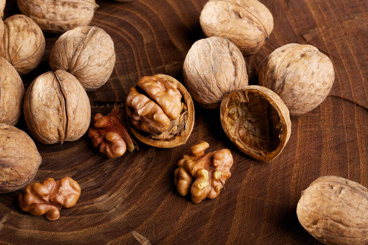 原创            这3种坚果正偷偷伤害你的血管！医生提醒：男女老少，都该少吃