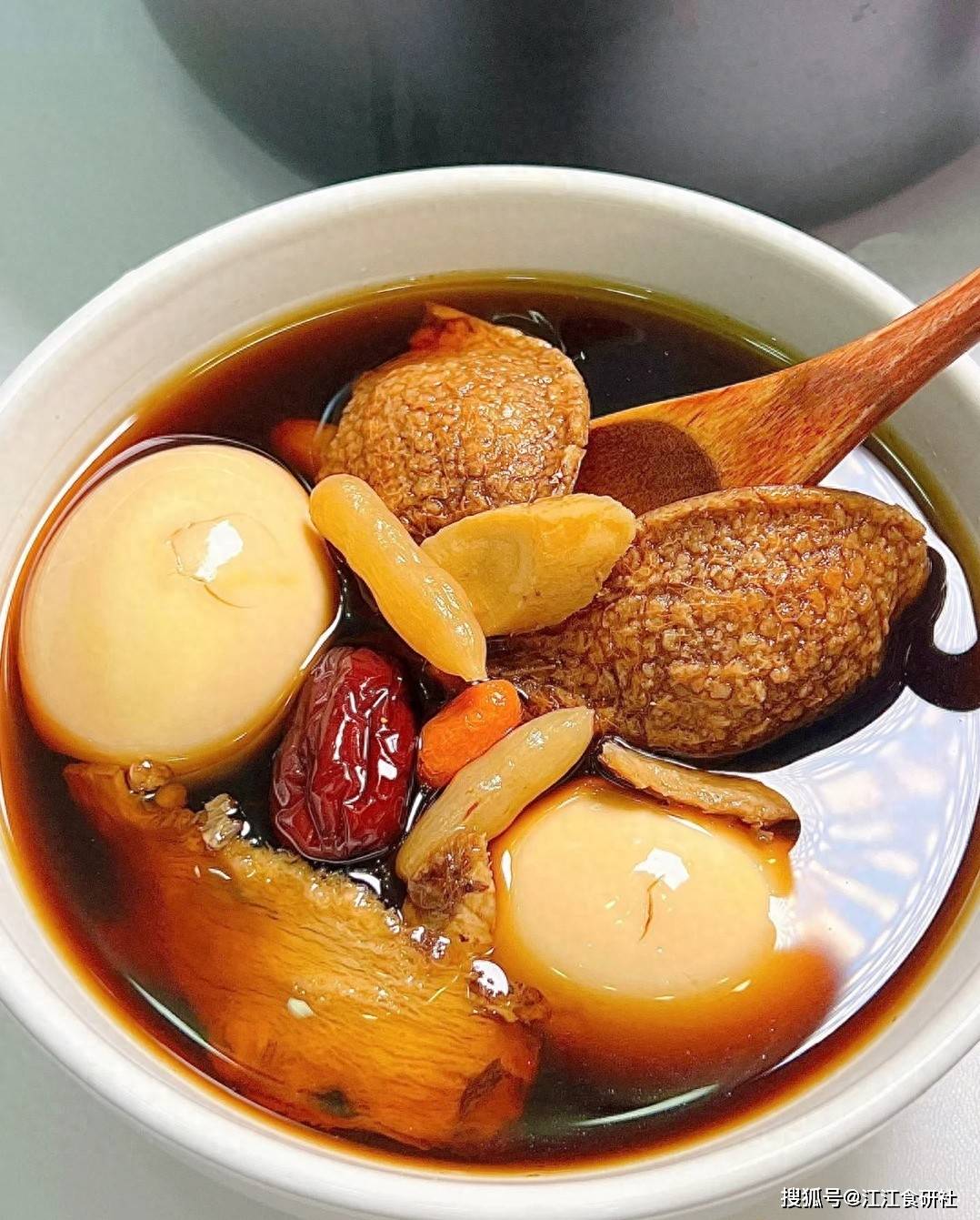 原创            夏天湿热重，常给家人喝3汤，一清热二降脂三祛湿，精神饱满过夏