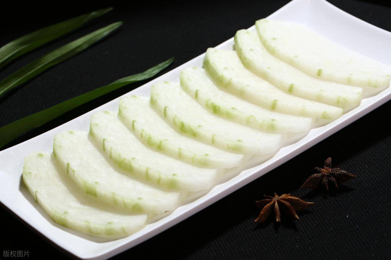 原创            夏天进补，少吃冬瓜多吃它，每周吃2次，浑身有劲，舒服过伏天！