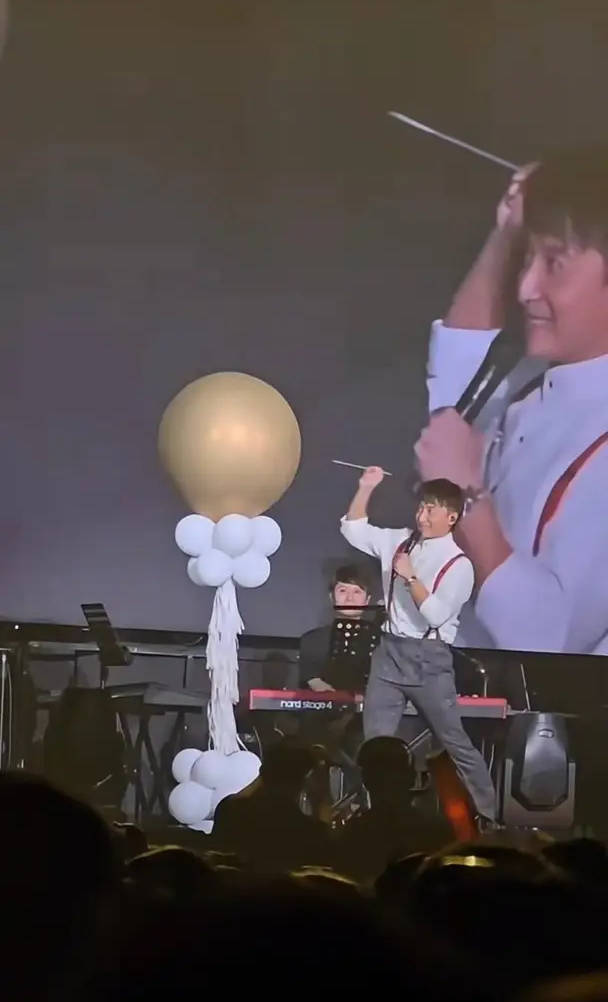 方力申演唱会公布老婆怀的是女孩：我简直接受不了这个现实