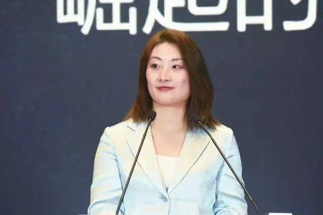 原创            宗馥莉不是被动应战，而是她对杜建英准备了二十年的最后决战