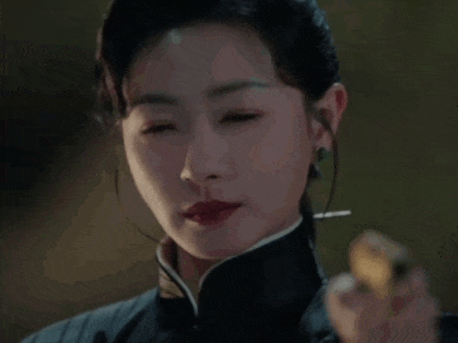 原创            万茜的眼神和微表情，重新解构了江湖儿女的留白美学