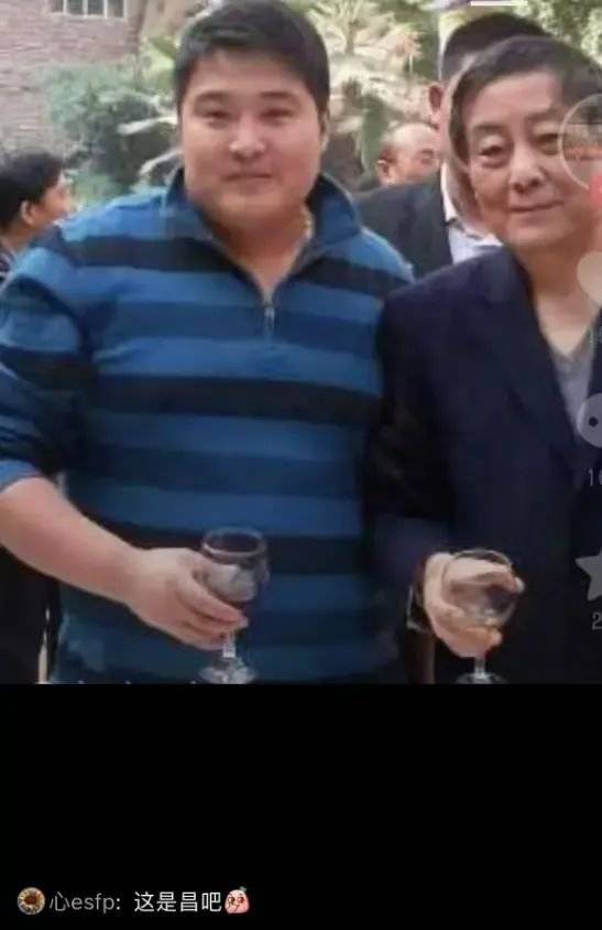 宗庆后与私生子的合影曝光，五官神似（组图）