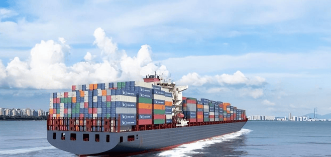 特朗普对中国说话算话，8艘满载巨轮直奔中国，中美形势已逆转