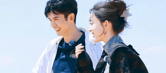 原创            娜扎与张云龙恋情曝光，粉丝为何纷纷表达担忧？