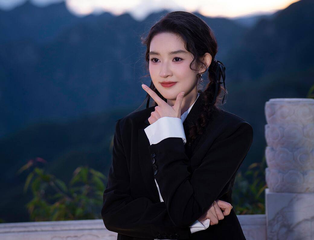 原创            拒绝道德绑架，大方牵手，大胆开麦，王玉雯的口碑彻底封神了