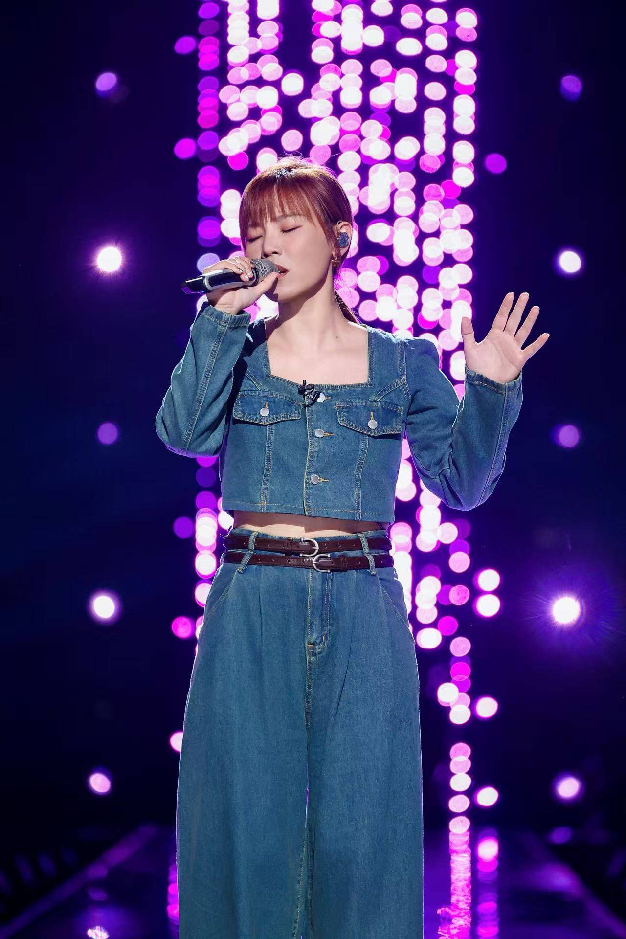 《歌手2025》揭榜赛迎来国际强音 李佳薇艾莉西亚惊艳亮相