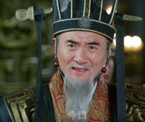 原创            难怪纣王敢杀王叔比干，却不敢对付闻仲，你看他是怎么坐上王位的