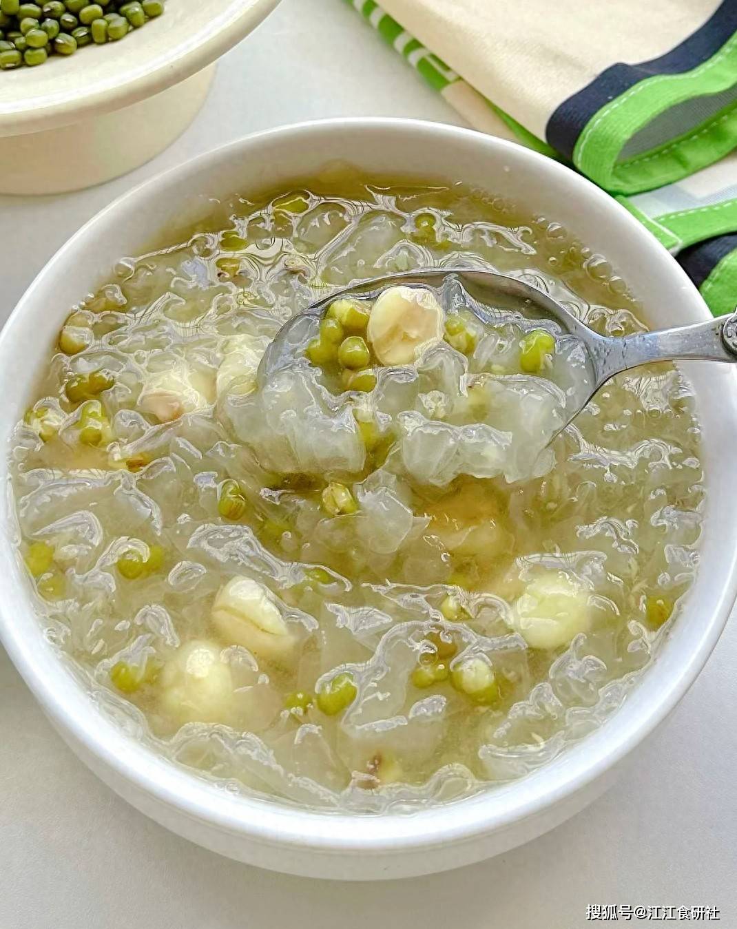 原创            这3样才是 “穷人阿胶”！一周2次补气血，皮肤水润胜过敷面膜