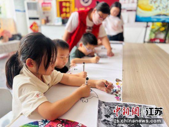 滨海县东坎街道开展“妙笔绘童心”主题绘画活动