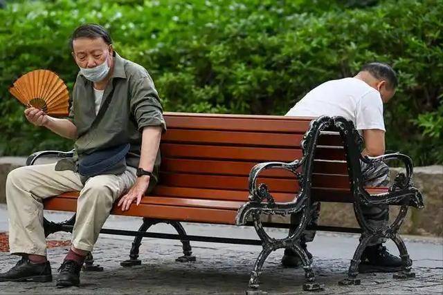 马上入伏了，医生叮嘱糖尿病患者：高温天气，4件事能不做就不做