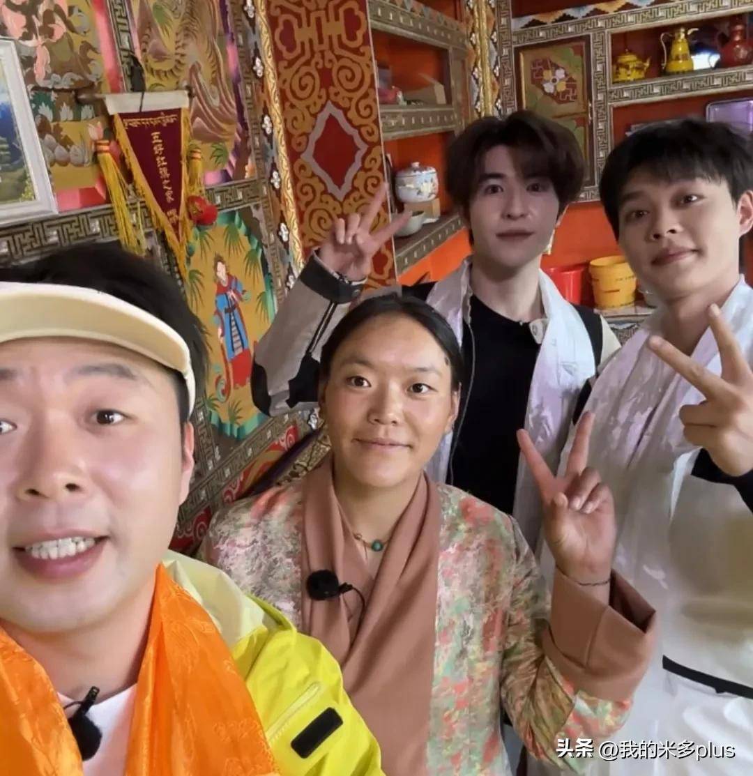 原创            杜海涛四川录综艺，柯淳晒黑脸上长痘，和短剧里判若两人