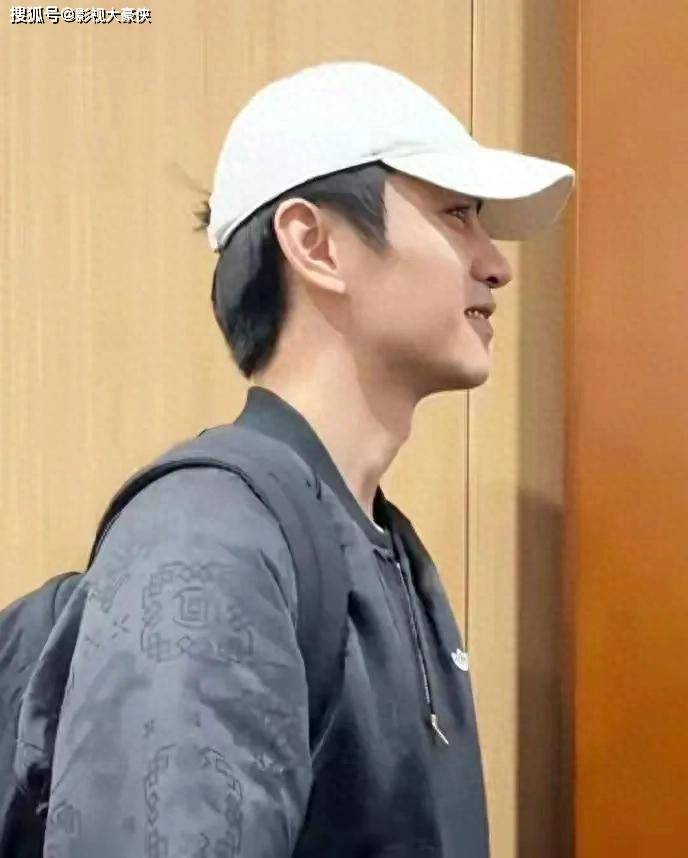 原创            离婚半年，陈妍希逆袭成女王，陈晓成背景板？这反差绝了！