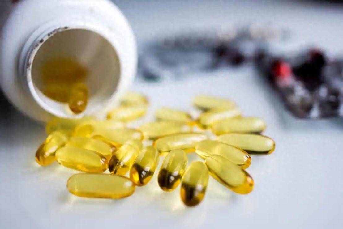 老年人吃辅酶Q10，是养生还是伤身？医生提醒：这3类人可适当吃