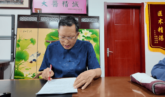 化疗4次后，身体缓不过来，还贫血，要继续做吗？