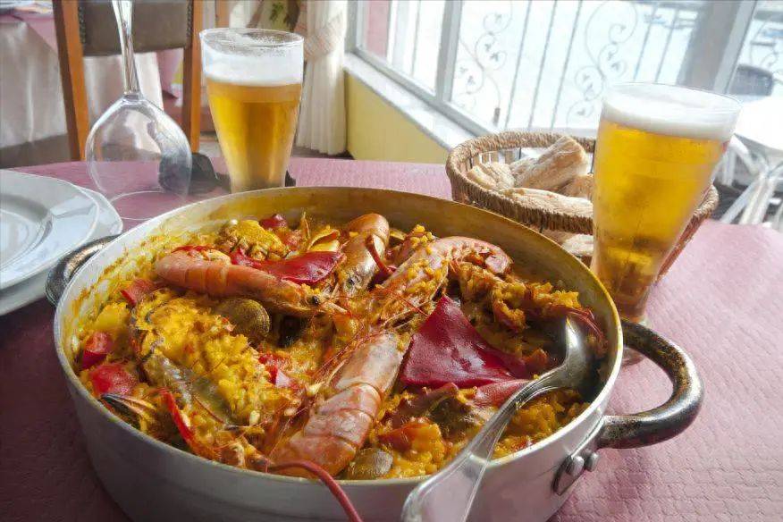 夏季高温，医生提醒高尿酸人群：宁可吃点鱼肉，也别贪嘴这4物