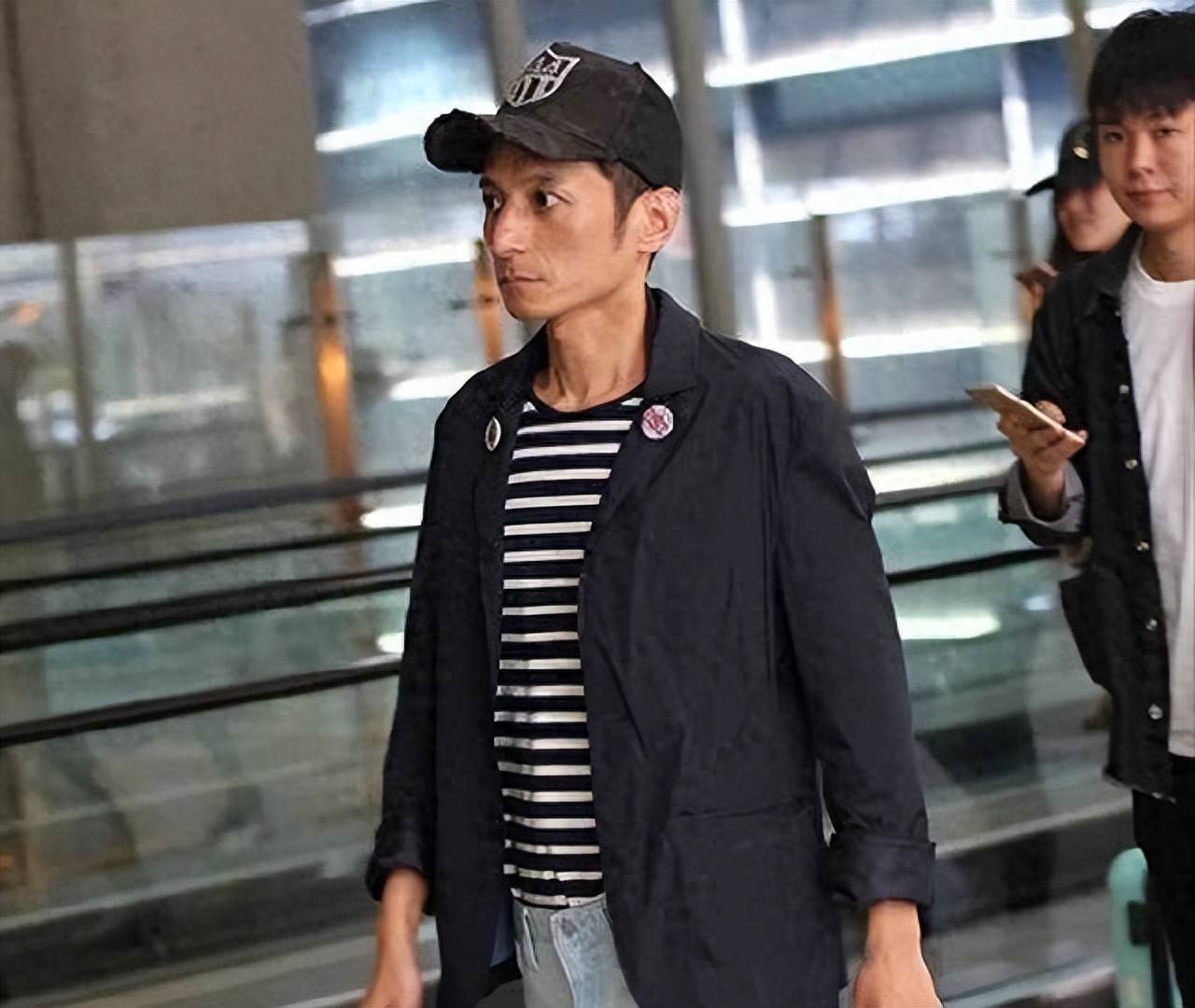 原创            从主持人到“精神病” 无儿无女消失多年的李维嘉 48岁现状令人唏嘘