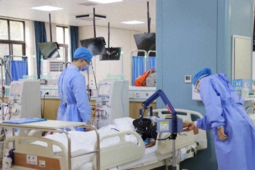 天热没胃口？21岁小伙竟查出尿毒症！这些信号别忽视