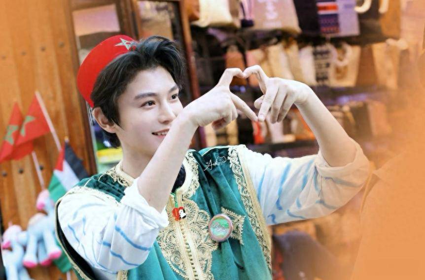 原创            有些演员的爆火，真的不是一蹴而就，看他的综艺，就破防了！