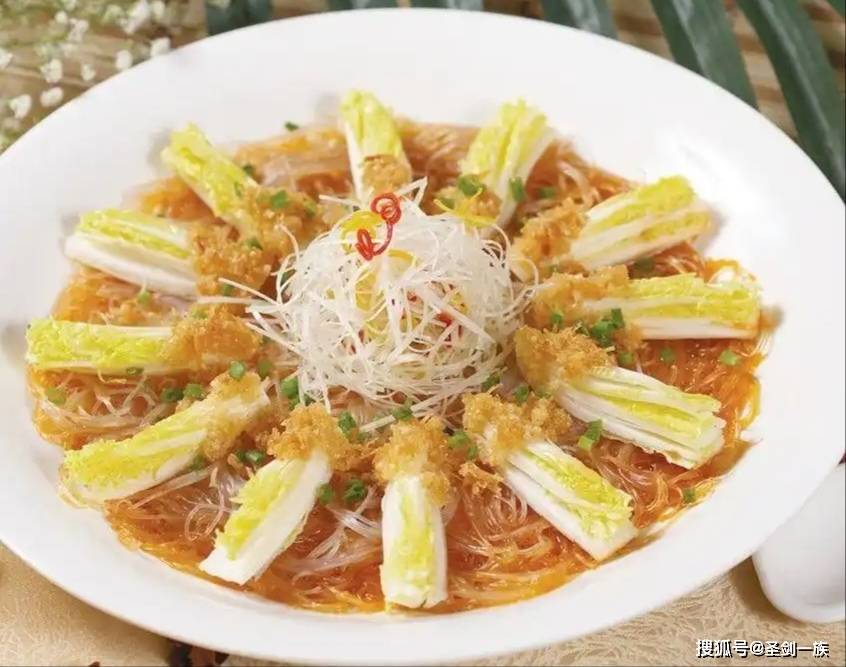 肝血不足老十岁！常吃8样“补血王”，白发返黑