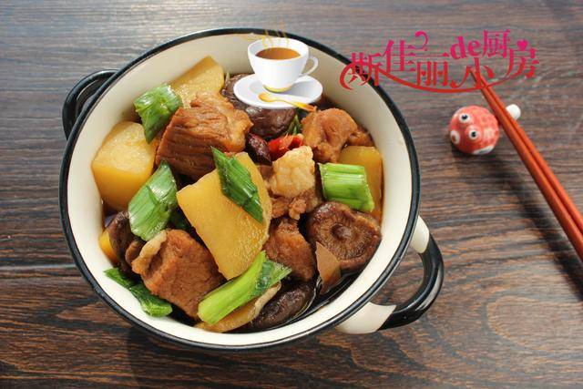 秋天进补，少吃鸡鸭肉多吃这3种肉，温补润燥强免疫，舒适过秋冬