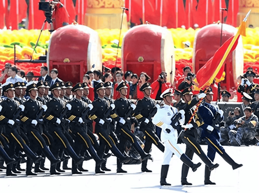 九三大阅兵还剩9天，第一位外国领导人抵达中国，日本传出杂音