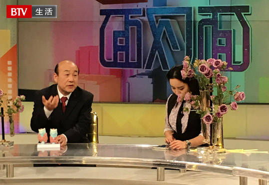 情绪风暴中的护甲，翟章锁开给母子甲状腺家庭的“心灵处方”