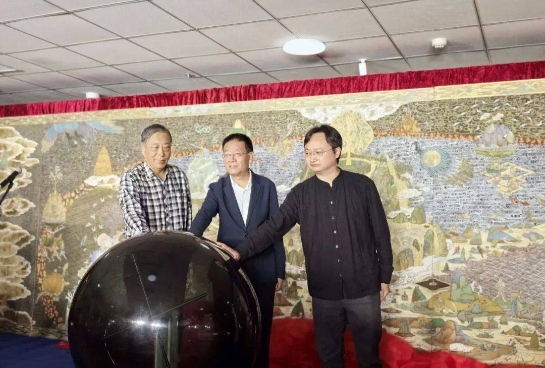 国内首幅 9 米昆仑主题壁画震撼揭幕！《昆仑图志》新书同步发布，解锁《山海经》神话视觉宇宙