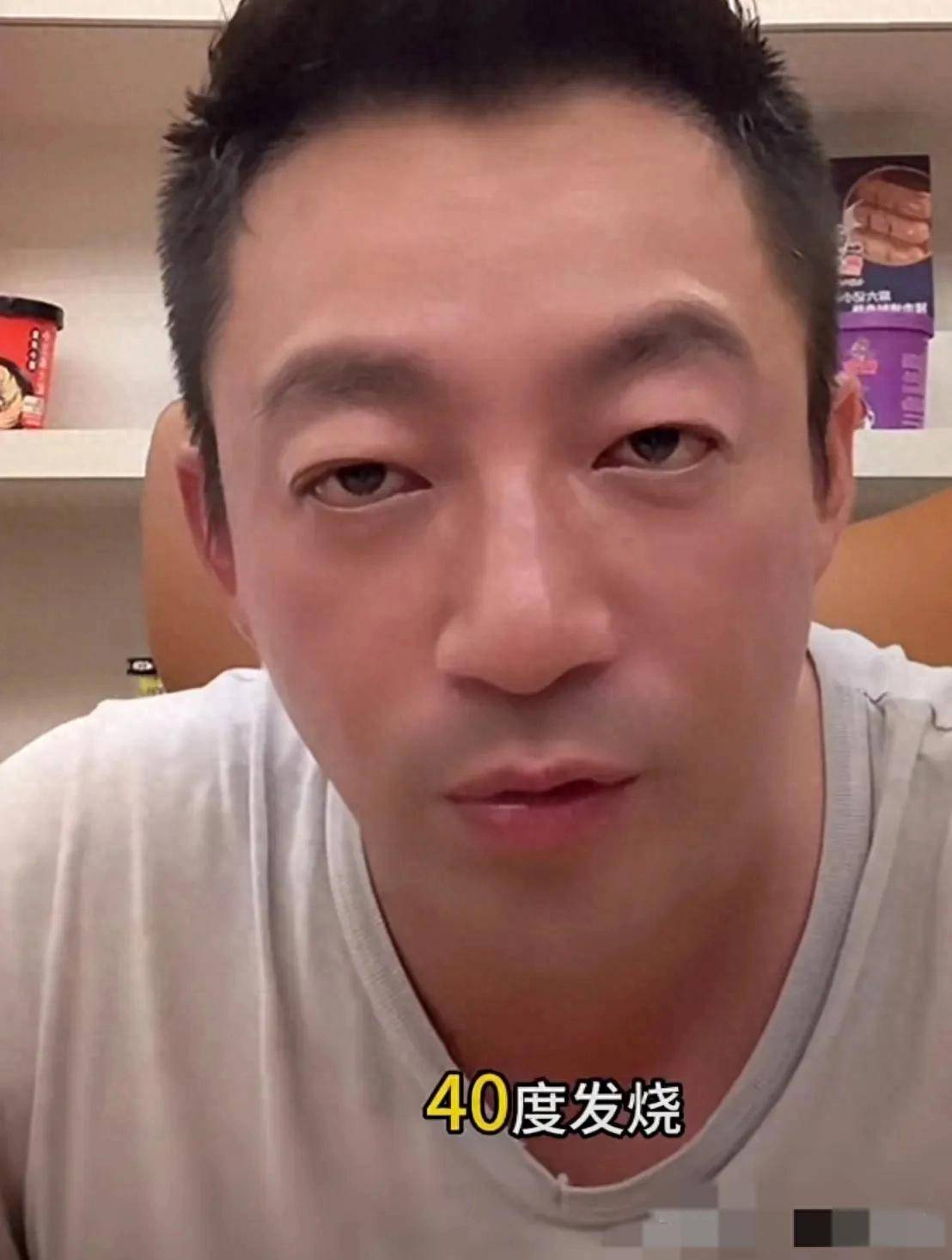 原创            汪小菲直播，透露两孩子生病，还好有马筱梅妈妈照顾，继姥姥靠谱