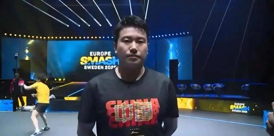 原创            国乒瑞典首次采访，梁靖崑表示球变大了，而孙颖莎却认为变化不大